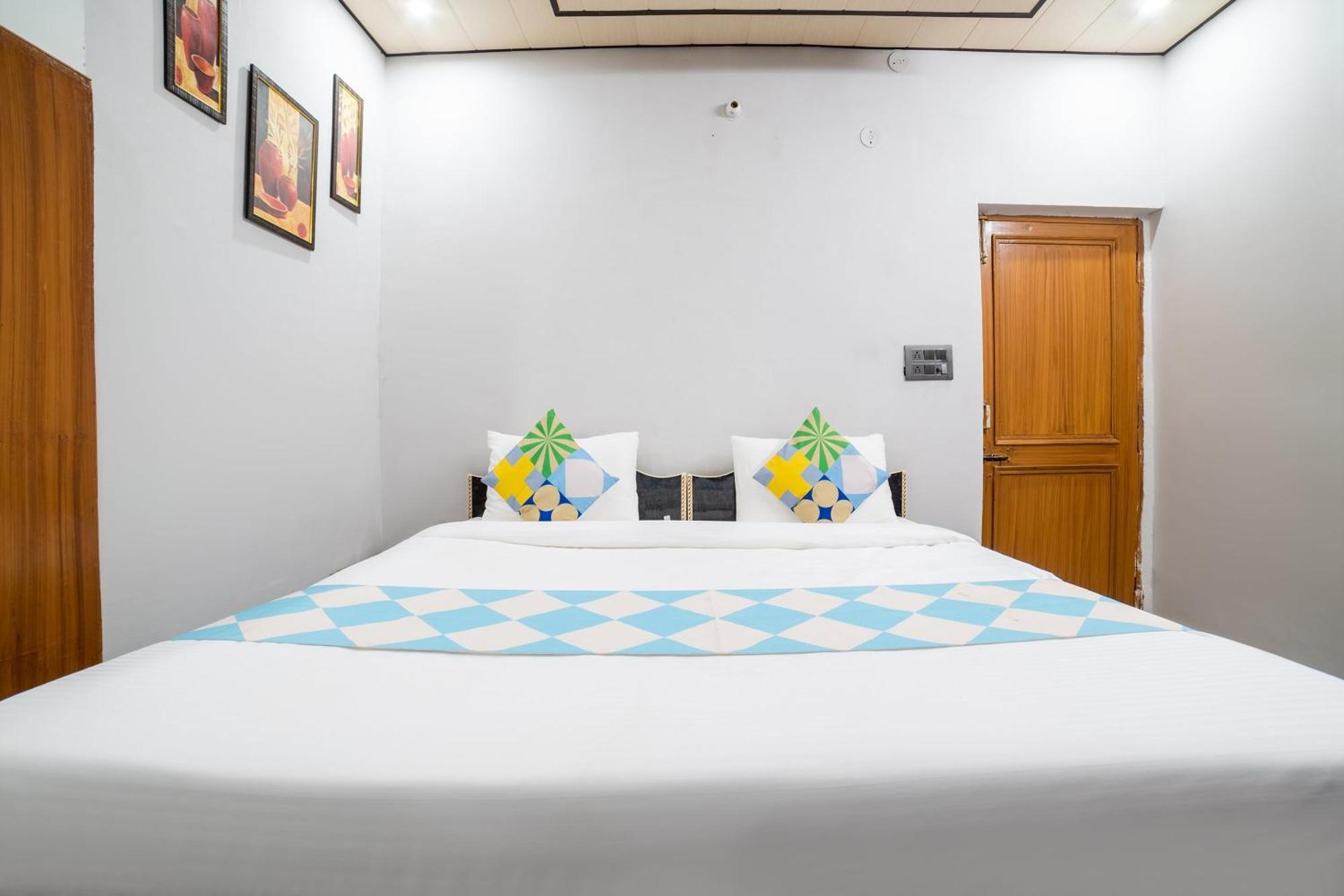 Hotel O Home Gautam Homestay Dehradun Bagian luar foto