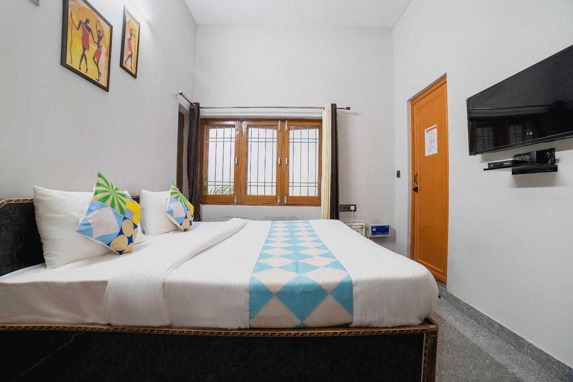 Hotel O Home Gautam Homestay Dehradun Bagian luar foto